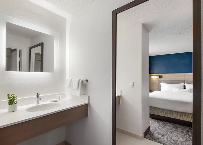 Hotel Springhill At Arizona Mills Mall 3*