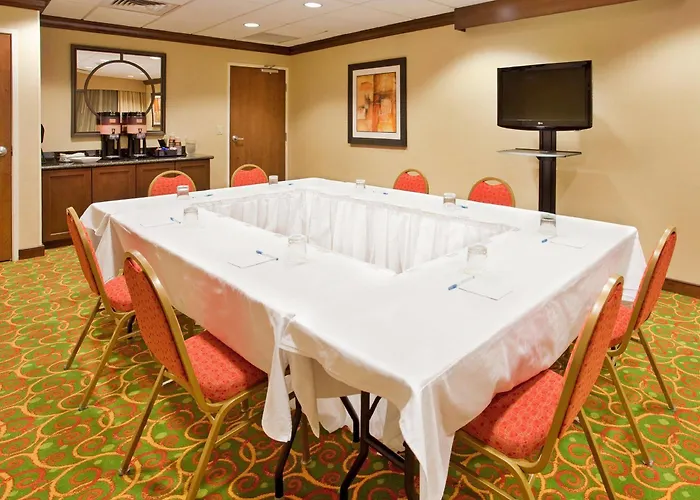 Springhill At Arizona Mills Mall Hotel 3*