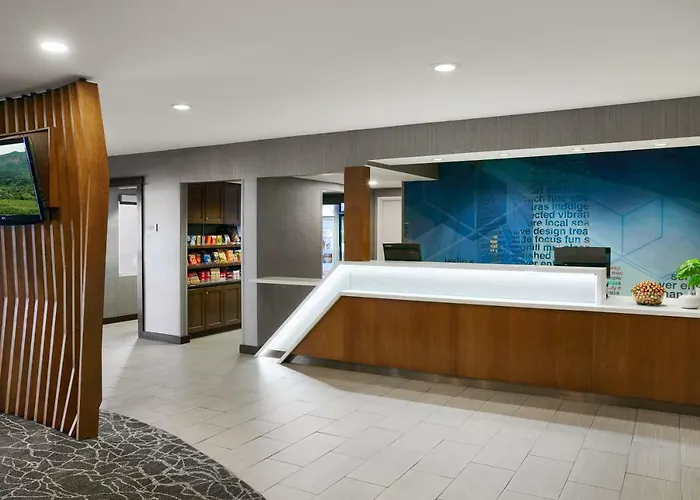 Springhill At Arizona Mills Mall Hotel 3*